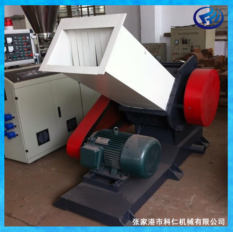 護(hù)墻板粉碎機(jī) 護(hù)墻板粉碎機(jī)